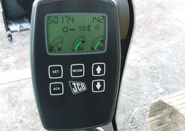 JS 220LC, rok 2007, 22t.. — zdjęcie 6