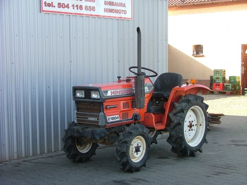 Mini traktorek Hinomoto E1804, 18KM, 4x4 — zdjęcie 5