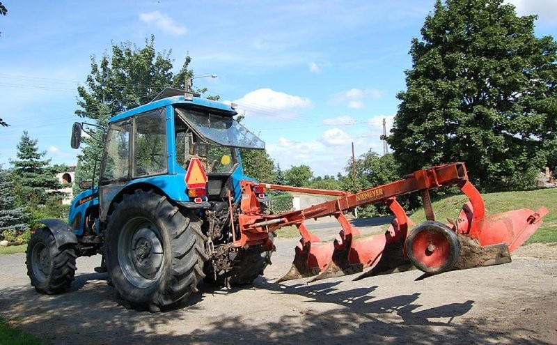 pług zagonowy 4  niemayer 2003r 1 właściciel — zdjęcie 1