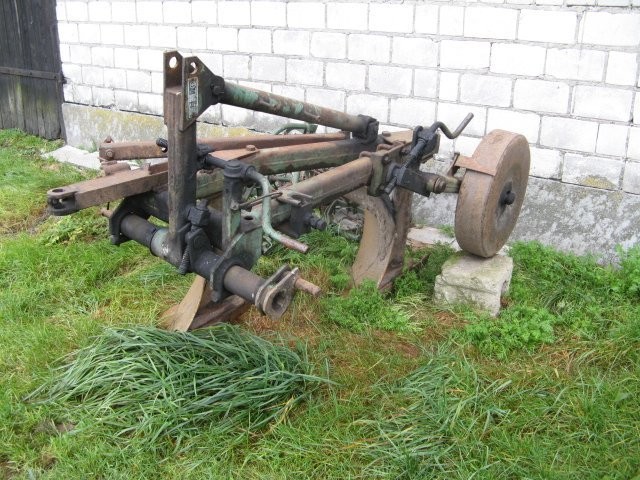 Pług 2-skibowy Grudziądz — zdjęcie 1
