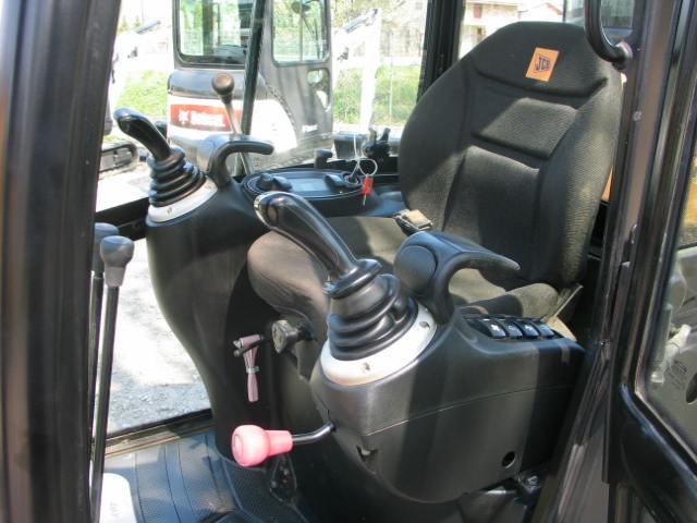 JCB 8018 - 2011 rok — zdjęcie 8