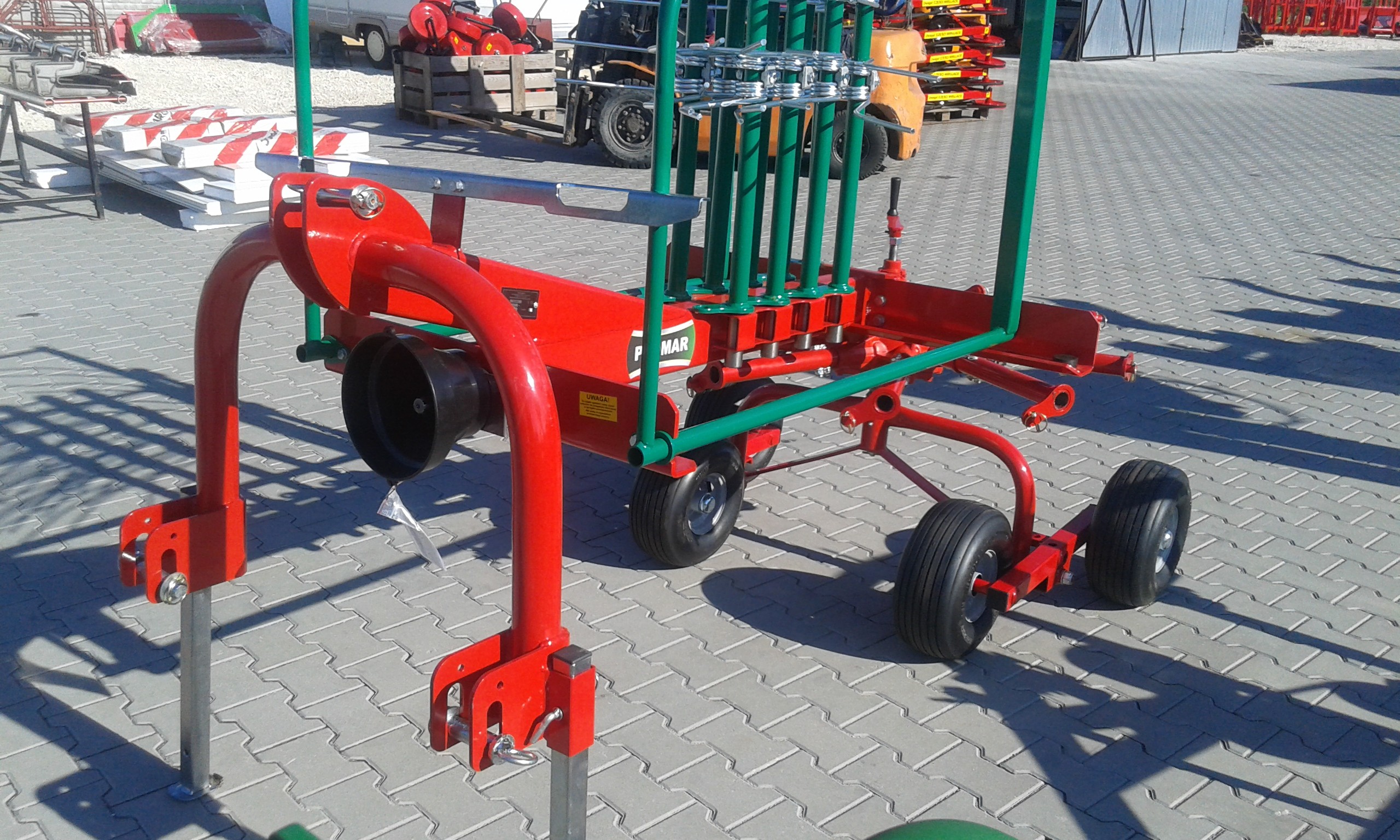 Zgrabiarka karuzelowa jedno-wirnikowa Promar 3,5m tandem  — zdjęcie 2