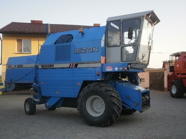 BIZON REKORD 2000R STÓŁ DO RZEPAKU — zdjęcie 2