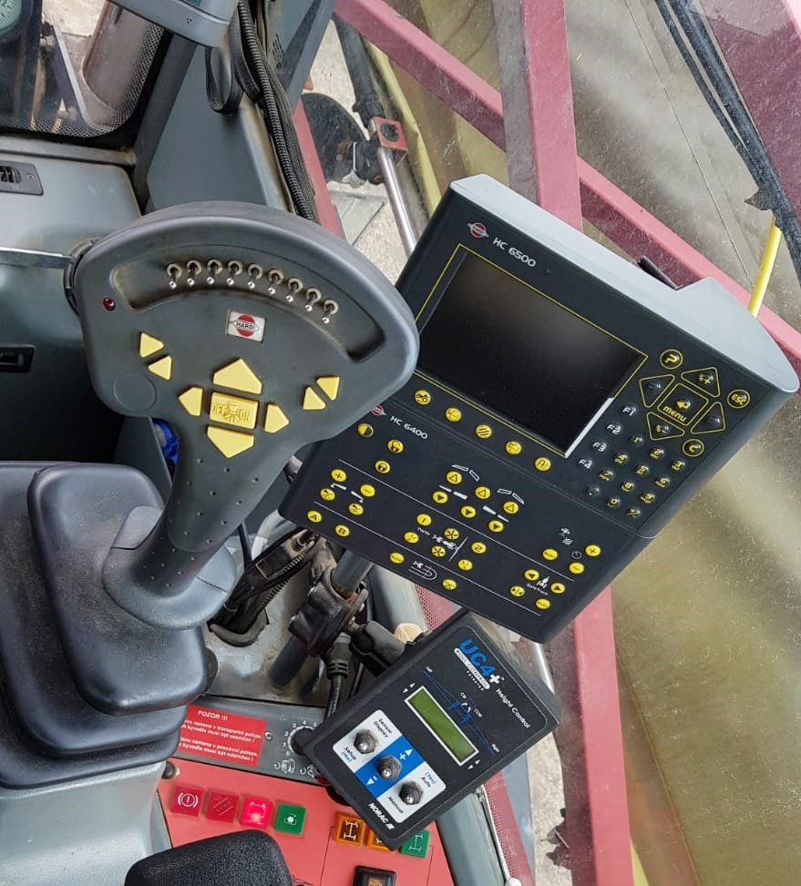 HARDI 4100 TWIN FORCE - GPS - TRIMBLE CFX 750 - 36 M - 2008 ROK  — zdjęcie 5