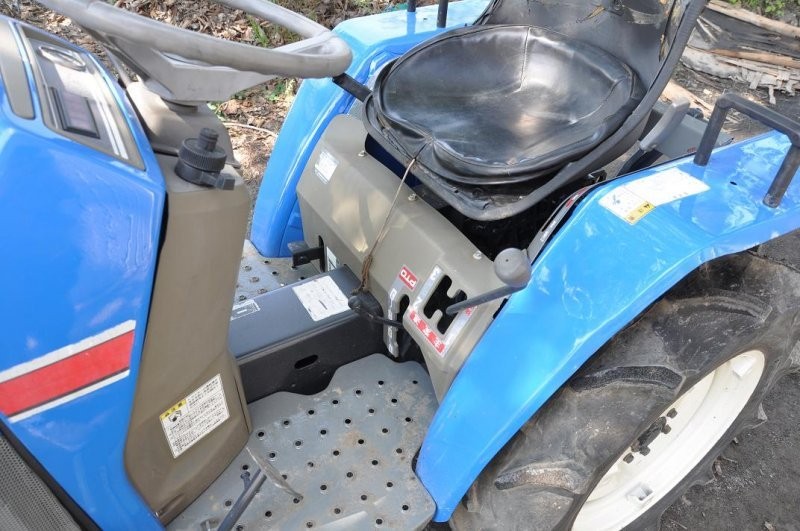 Traktorek Iseki TM15F 15KM 4x4 — zdjęcie 2