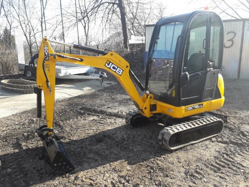 Sprzedam JCB 8018 2015 - minikoparki - dwie sztuki — zdjęcie 1