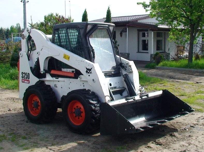 BOBCAT S250 2008r 3500mth TURBO 250 LEASING GWR
