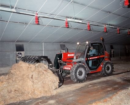 ładowarka teleskopowa Manitou — zdjęcie 3