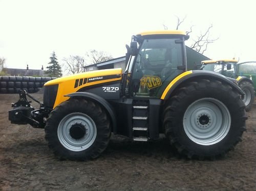 2009 JCB FASTRAC 7270 P-Tronic