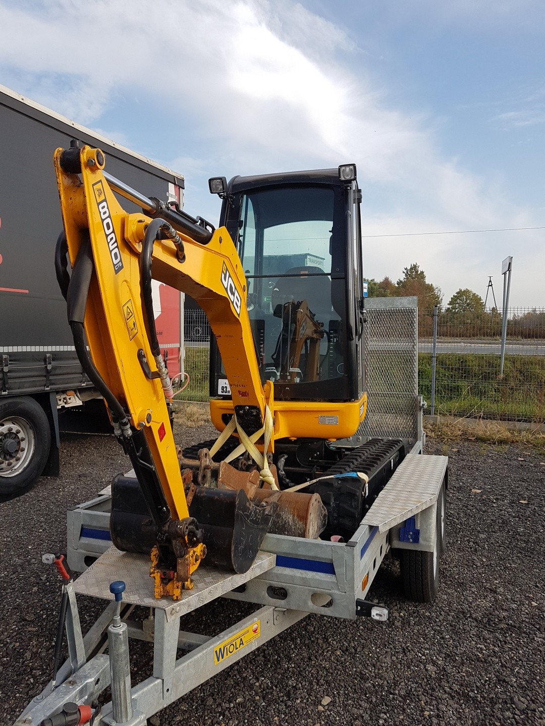 Minikoparka JCB 8020 — zdjęcie 2