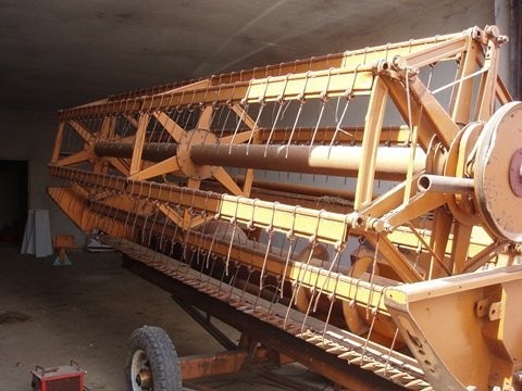 SPRZEDAM KOMBAJN ZBOŻOWY BIZON Z056 — zdjęcie 1