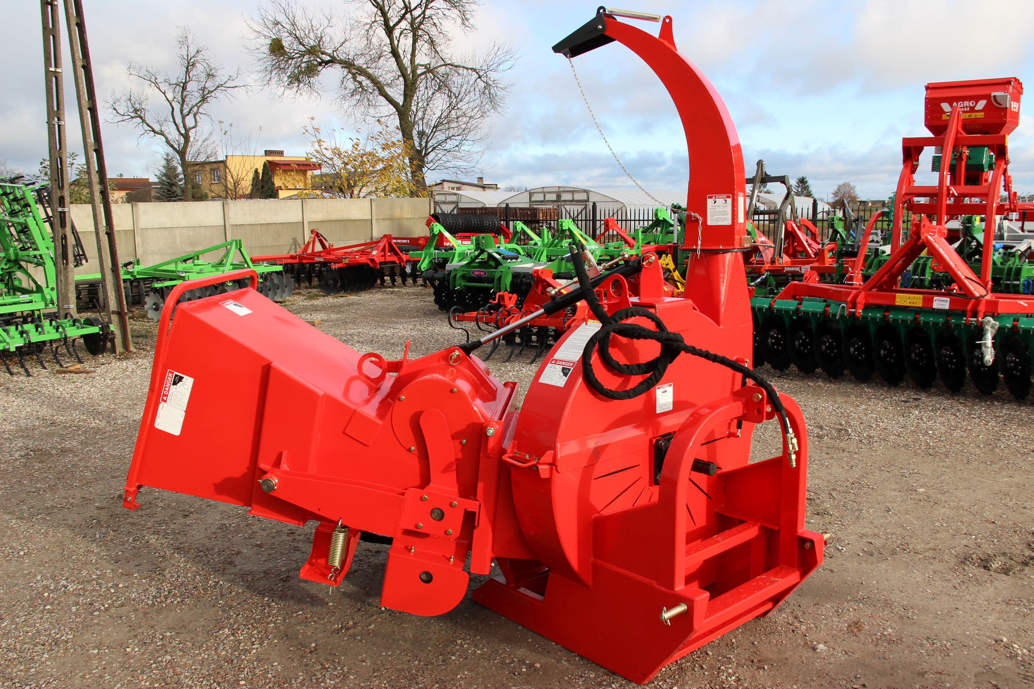 Rębak rozdrabniacz gałęzi do gałęzi BX 122RS BX-122  — zdjęcie 3