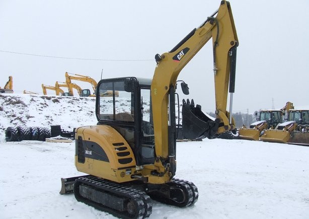 CAT 302,5C z roku 2008.. — zdjęcie 2