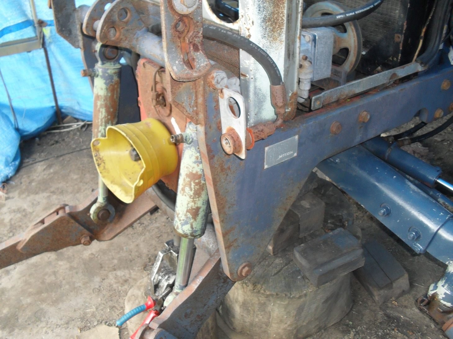 Landini - Przedni TUZ 2tony - Landini Modele 6880 7880 8880 9080 — zdjęcie 3