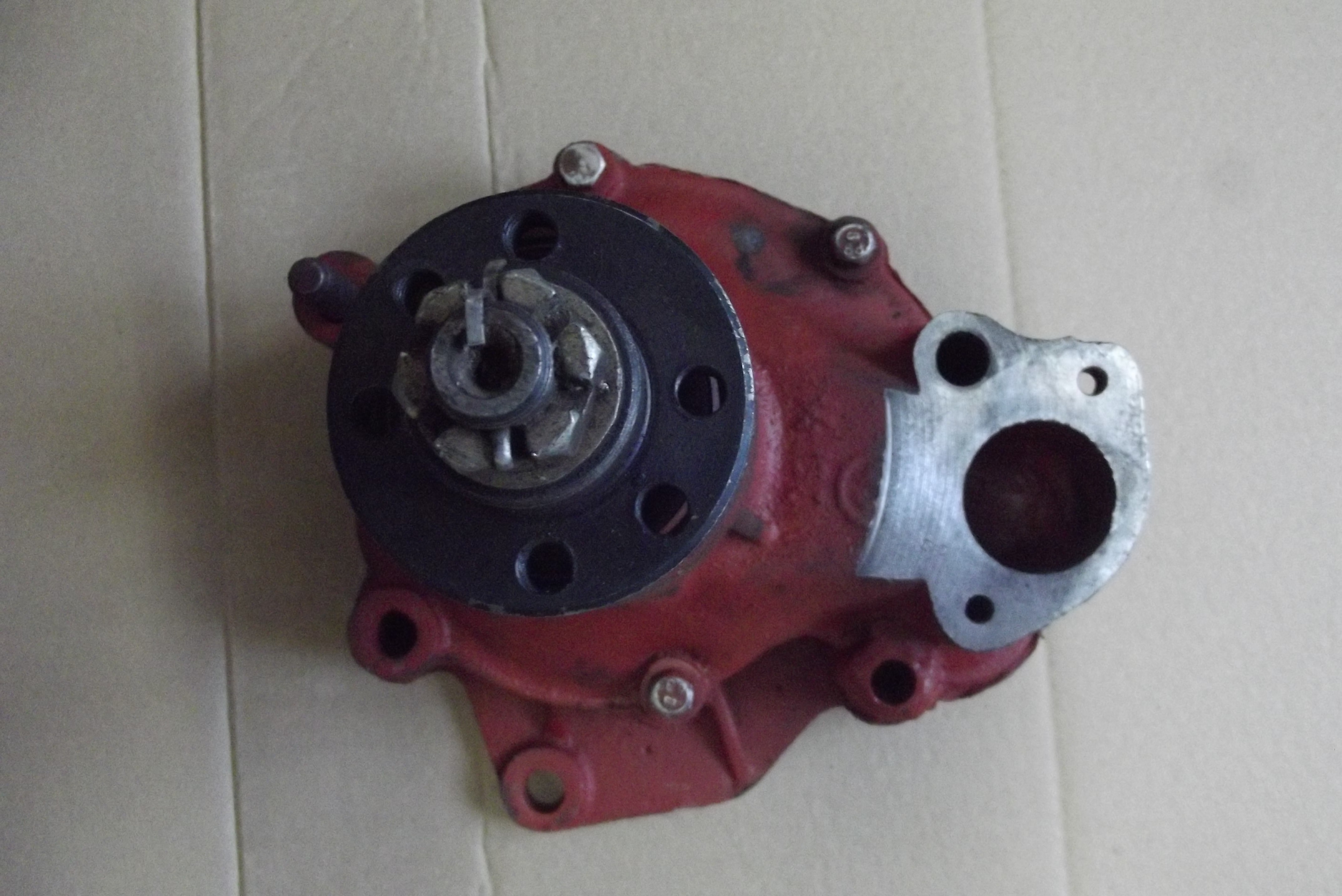 Pompa wody DT 75 ORYGINAŁ — zdjęcie 1
