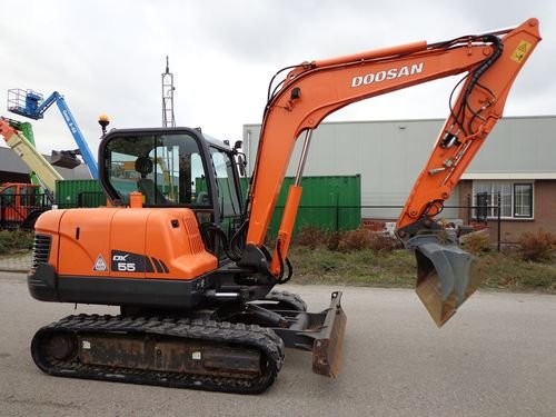 2009 Doosan DX55 — zdjęcie 1