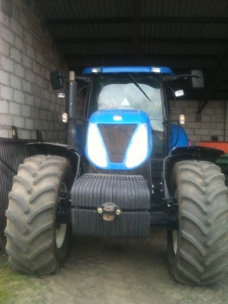 NEW HOLLAND 8060 — zdjęcie 1