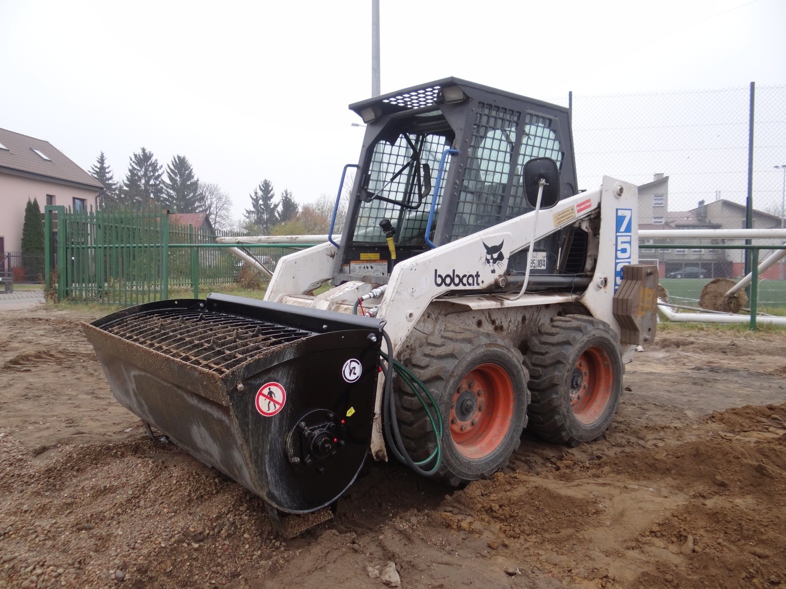 Mieszalnik ( łyżka ) do betonu do mini ładowarki BOBCAT, CAT, GEHL — zdjęcie 8