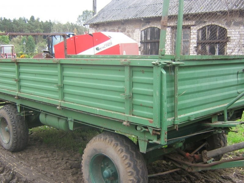 rozrzutnik obornika dwuosiowy