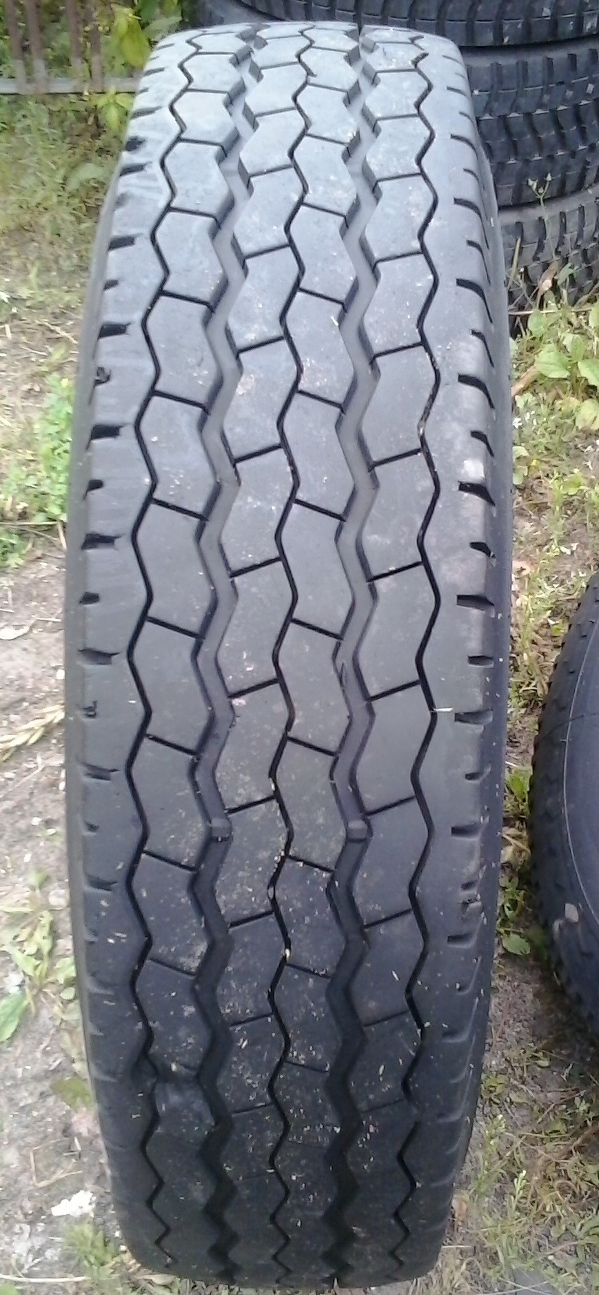 (G562) Opona 300 R508  Prostar — zdjęcie 1