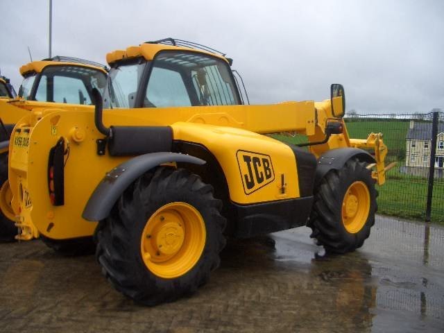 ŁADOWARKA TELESKOPOWA JCB 531-70