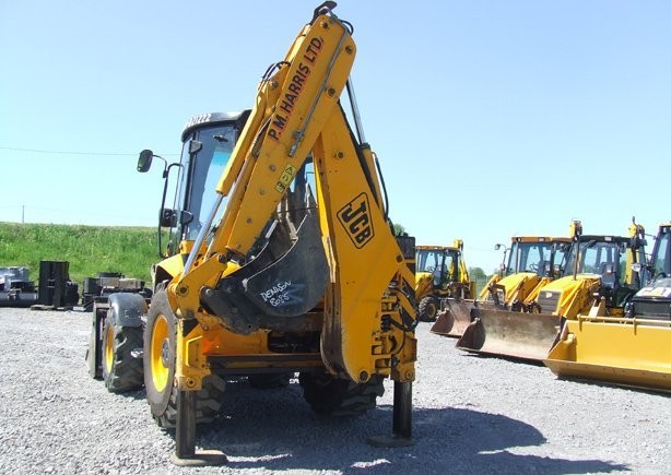 Koparko ładowarka JCB 3CX Contractor z roku 2007// — zdjęcie 3