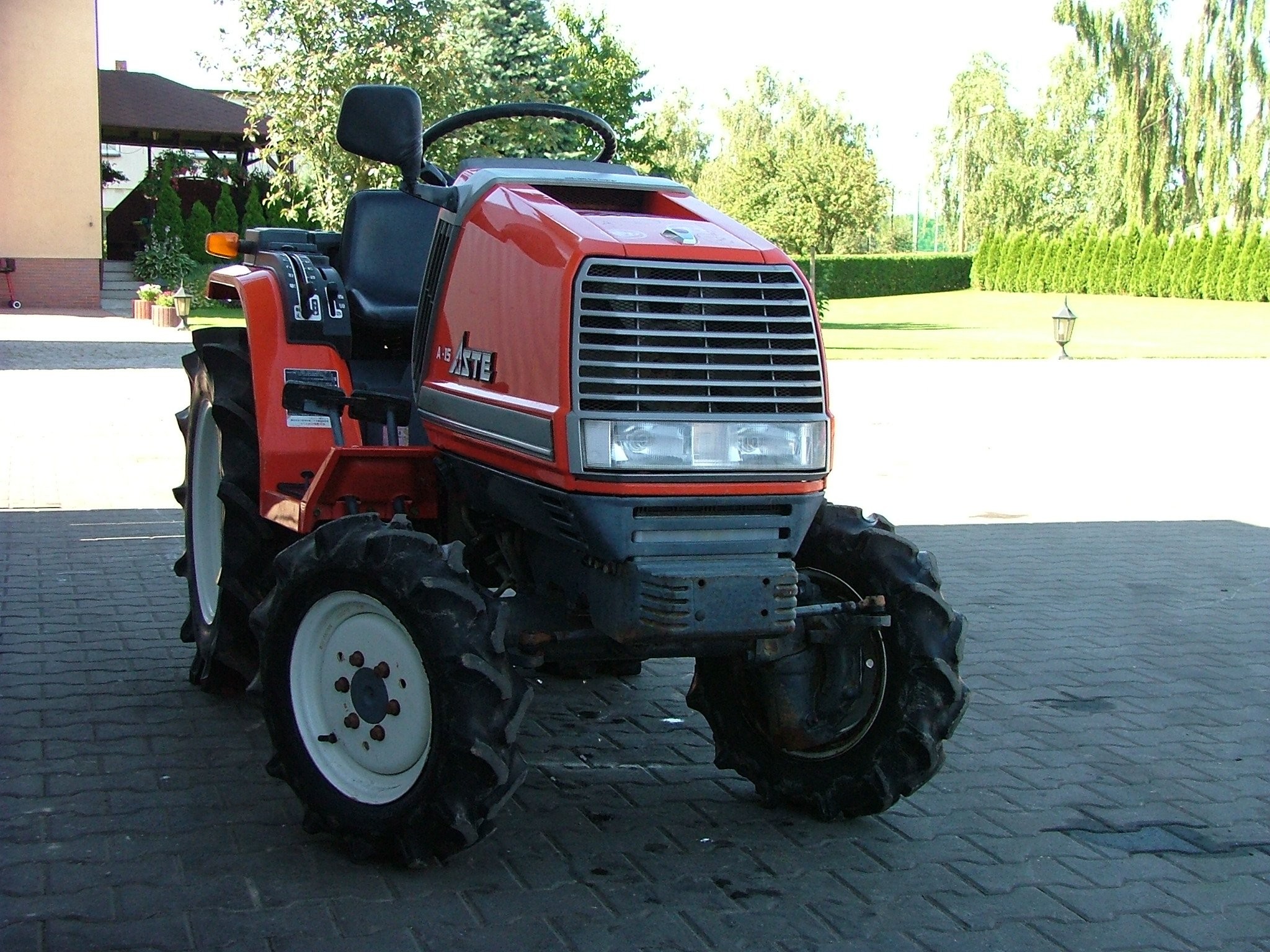 Kubota ASTE A-15 - 2002 — zdjęcie 3