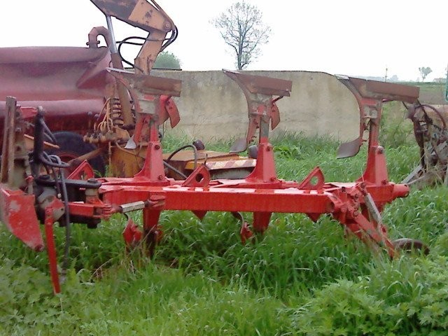 PŁUG