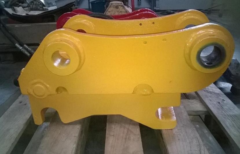Używane hydrauliczne szybkozłącze koparkowe do maszyn JCB Denison — zdjęcie 2