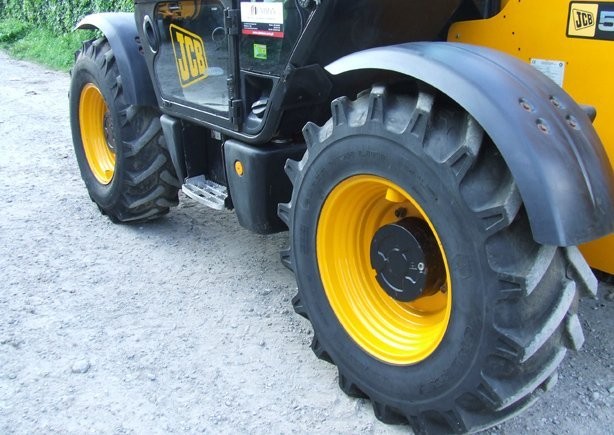 Ładowarka Teleskopowa JCB 535-95 — zdjęcie 4