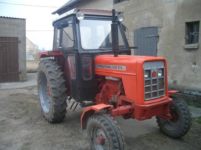 CASE 574 INTERNATIONAL — zdjęcie 3