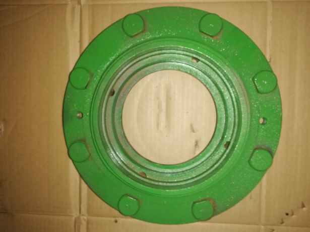 Piasta John Deere 5045E, 5055E, 5065E, 5065M, 5075E, 5075M, 5076E... — zdjęcie 1