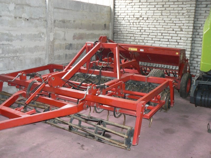siewnik Famarol S074/1 + agregat 3m — zdjęcie 1
