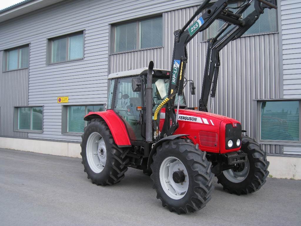 Massey Ferguson 5465 — zdjęcie 1