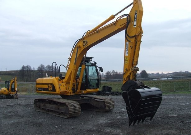 Koparka gąsienicowa JCB JS220LC z roku 2007.,. — zdjęcie 2