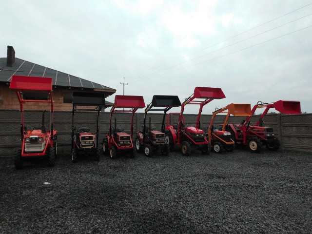 ładowacz Czołowy TUR yanmar kubota iseki hinomoto shibaura mitsubishi — zdjęcie 1