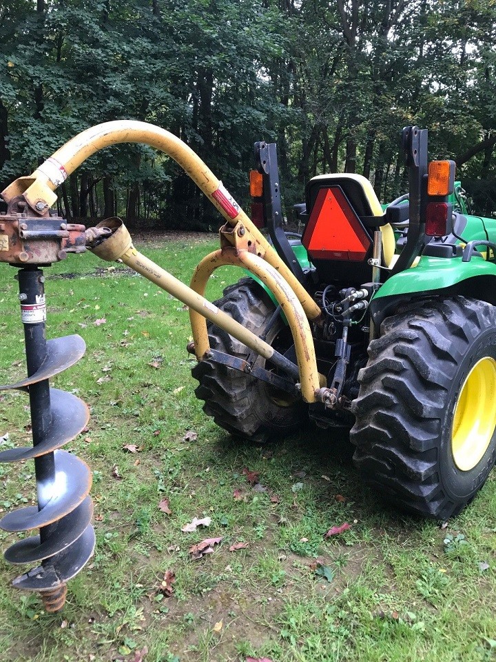 Ciągnik John Deere 43IO — zdjęcie 2