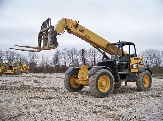 Caterpillar TH360B — zdjęcie 1