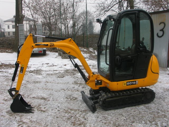 Mini koparki JCB 8016 2011 rok - sprzedam — zdjęcie 1