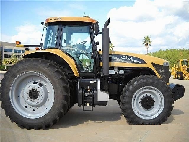 2009 CHALLENGER MT665B
