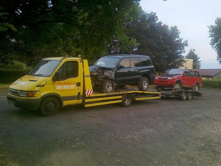Autoholowanie Kraj -Europa 604 999 084 — zdjęcie 1