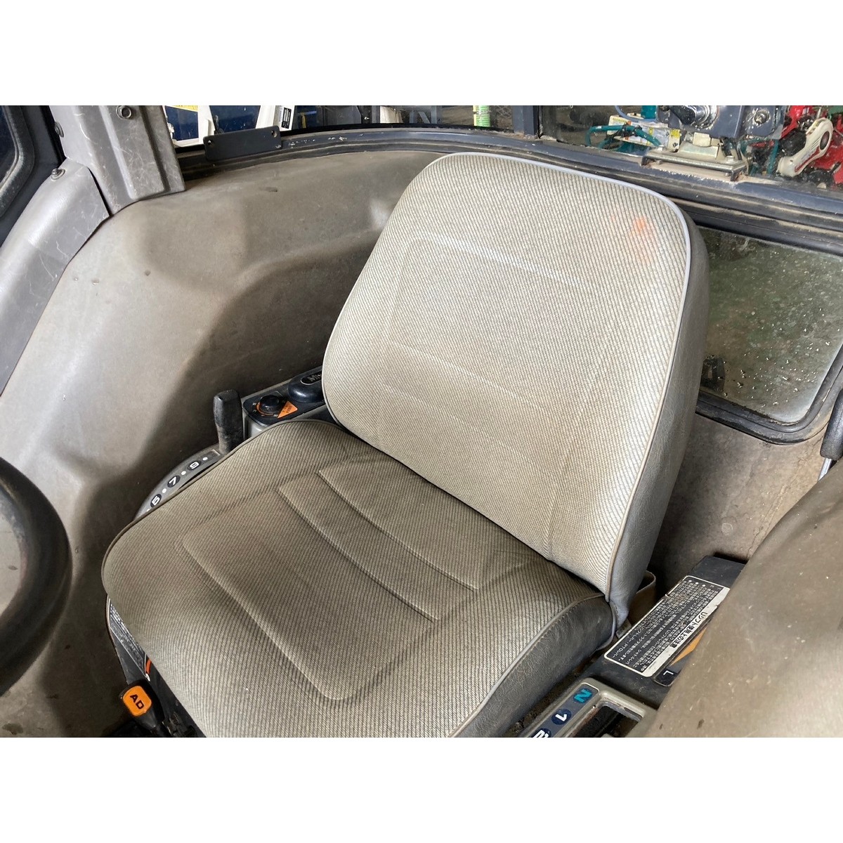 Traktor Kubota GL280 | 4x4 | Mocny, kompaktowy, sprawdzony  — zdjęcie 6
