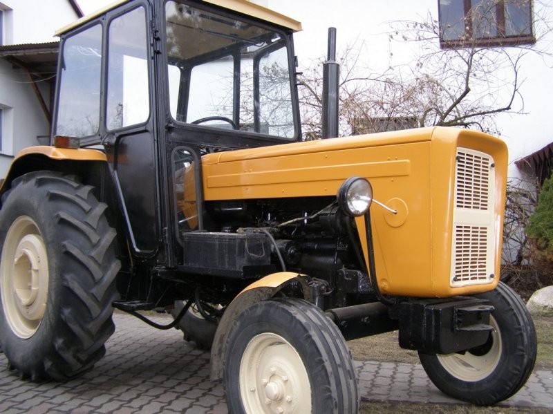 Ursus C-360 — zdjęcie 1