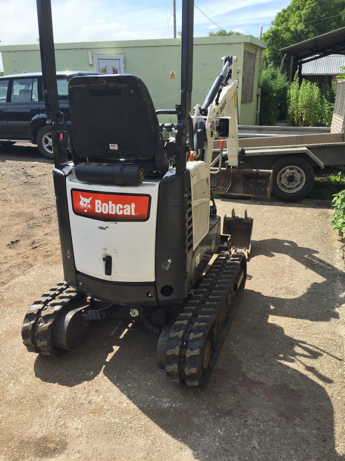 Mini koparka Bobcat EO8 — zdjęcie 4