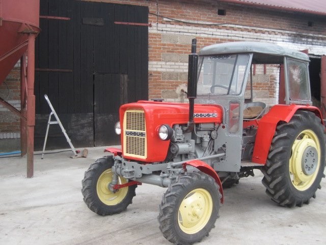 Ursus C-330 — zdjęcie 3
