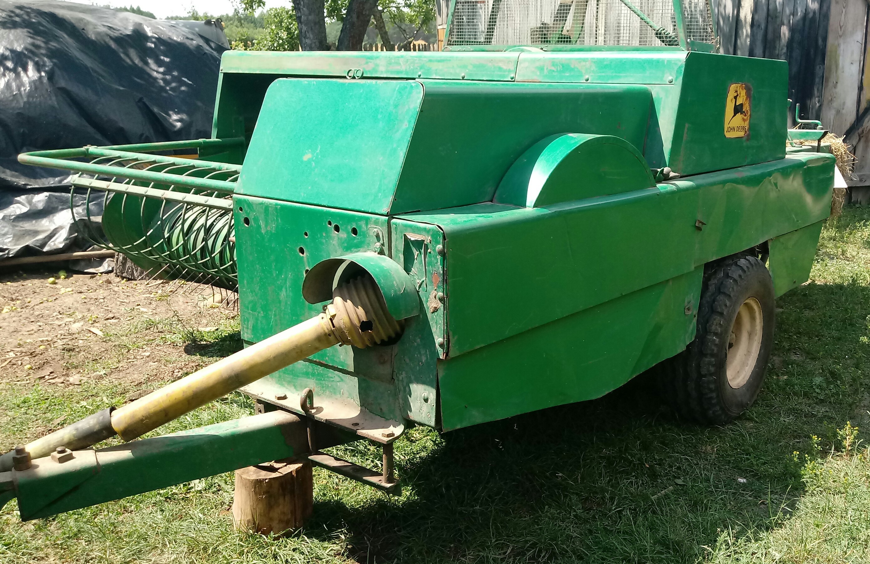 Prasa JOHN DEERE 1630 — zdjęcie 2