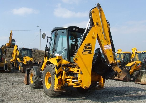 JCB 3CX Contractor z roku 2008 — zdjęcie 2