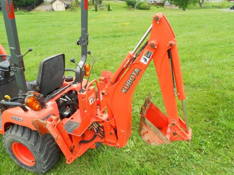 CIĄGNIK KUBOTA BX24.T — zdjęcie 3