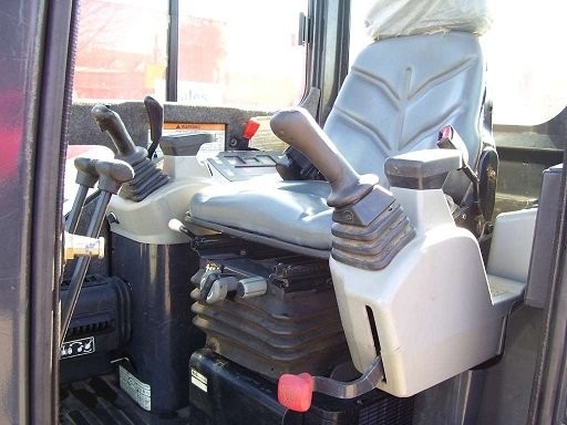 Bobcat 430 — zdjęcie 4