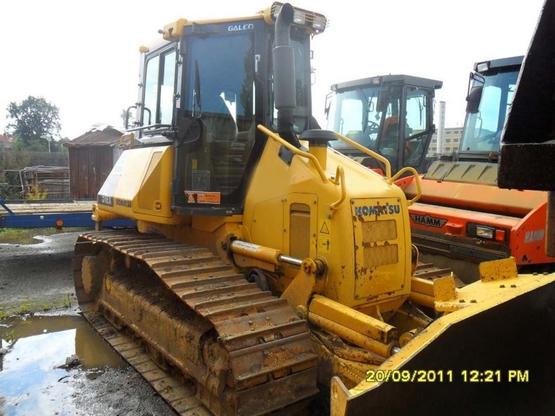 Spychacz Komatsu D51EX-22 — zdjęcie 2